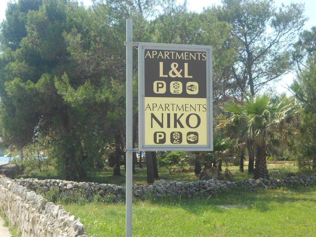 Apartment Niko Vir Esterno foto
